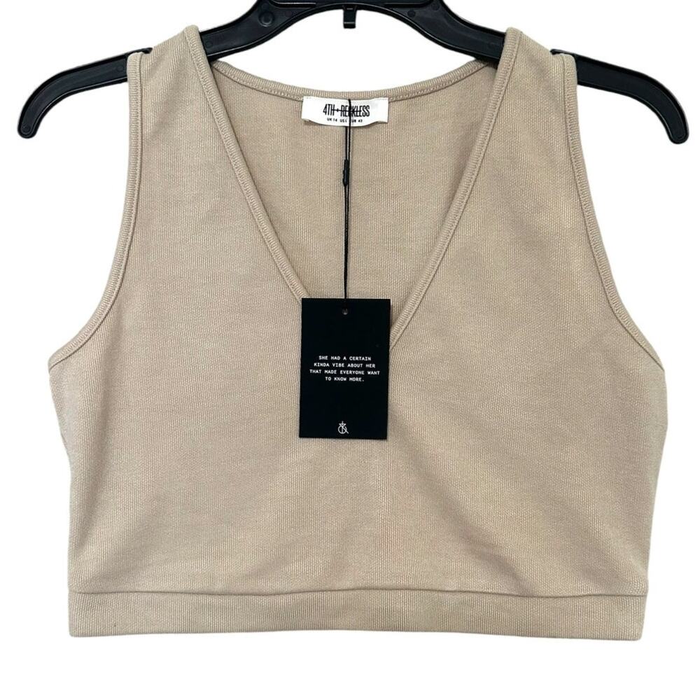 4th & Reckless Andie Top Women's L Beige V-Neck Sleeveless Cropped Banded Hem - Picture 3 of 6